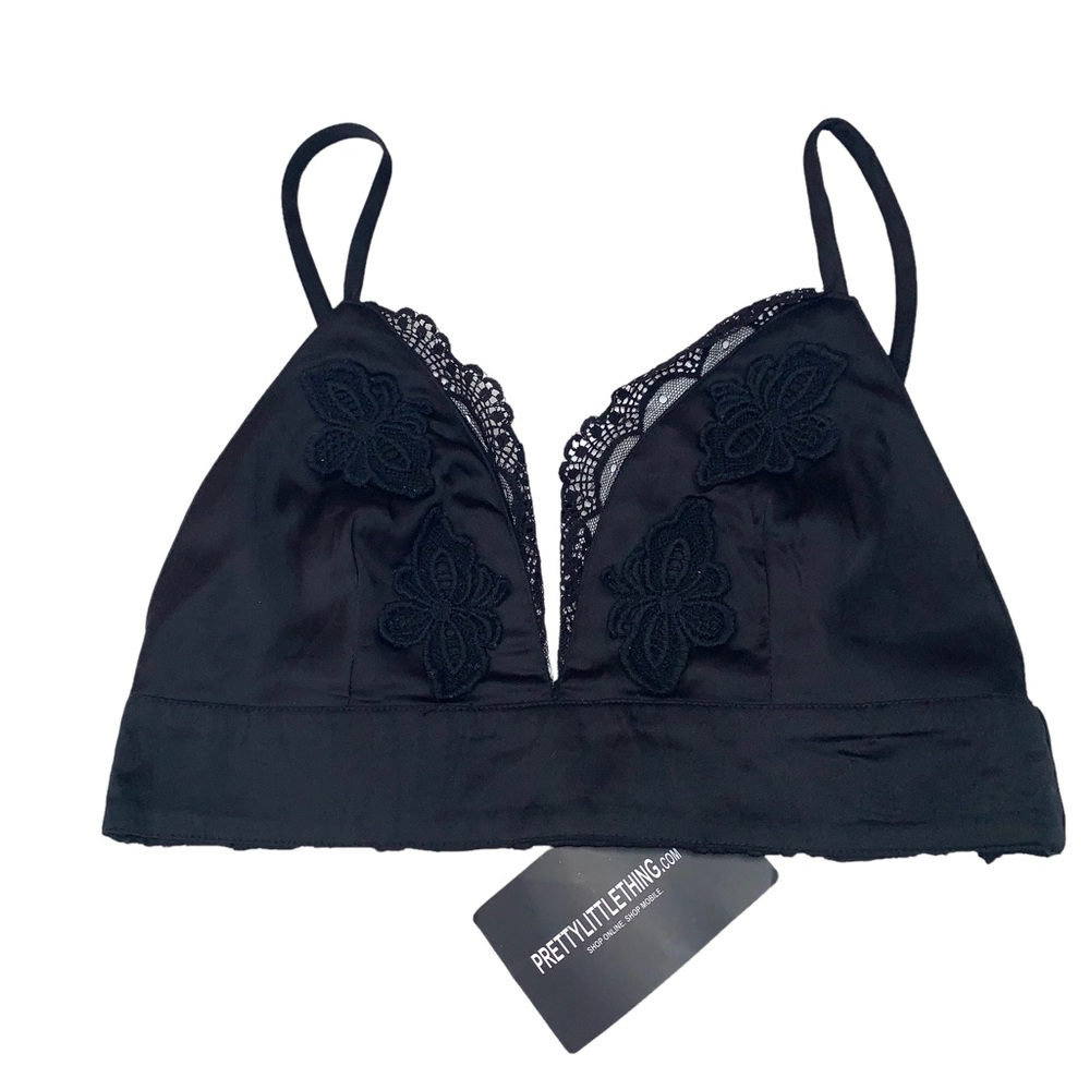 NWT Pretty Little Thing Black Satin Lace Detail Elastic Back Bralette Medium